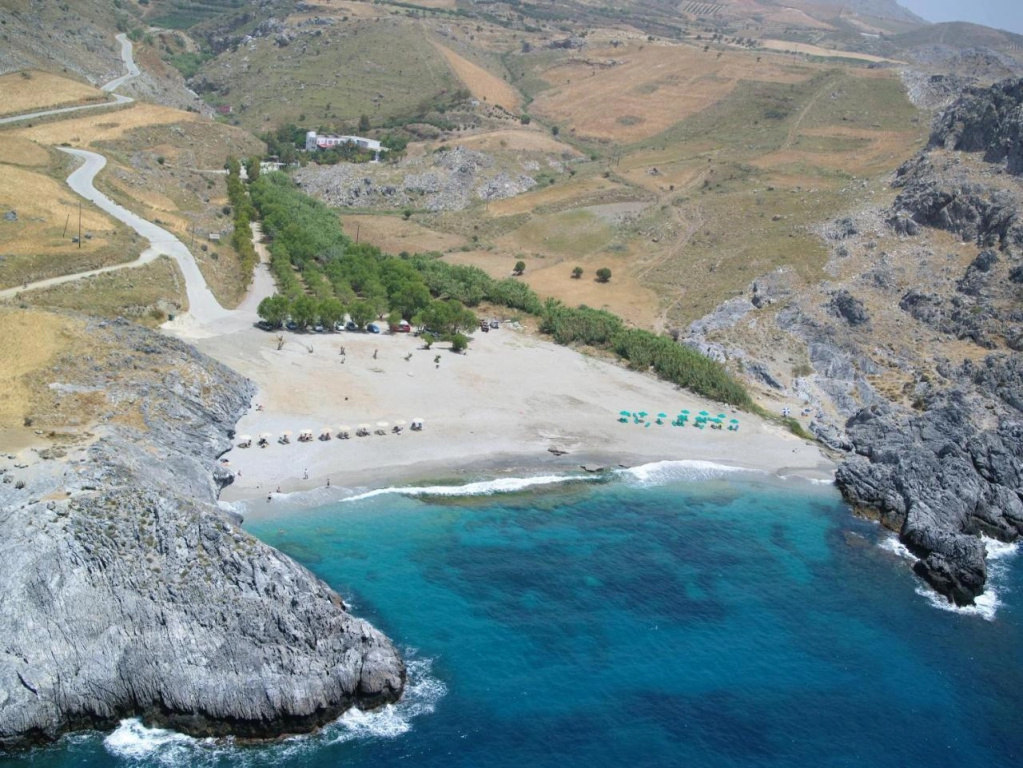 Ammoudi Beach Apartments