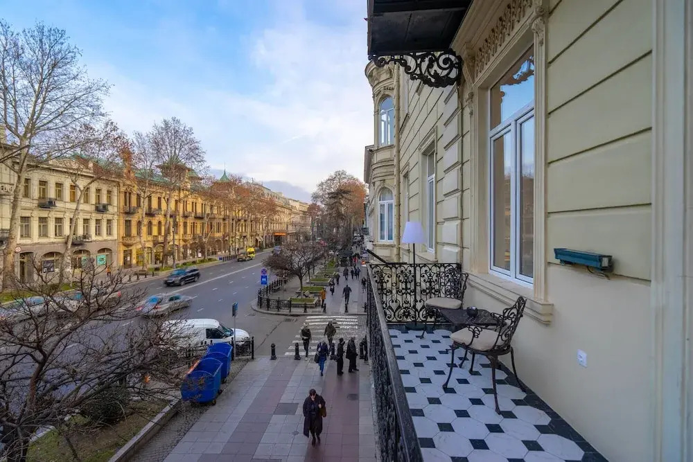 TIFLIS OPERA Aparthotel