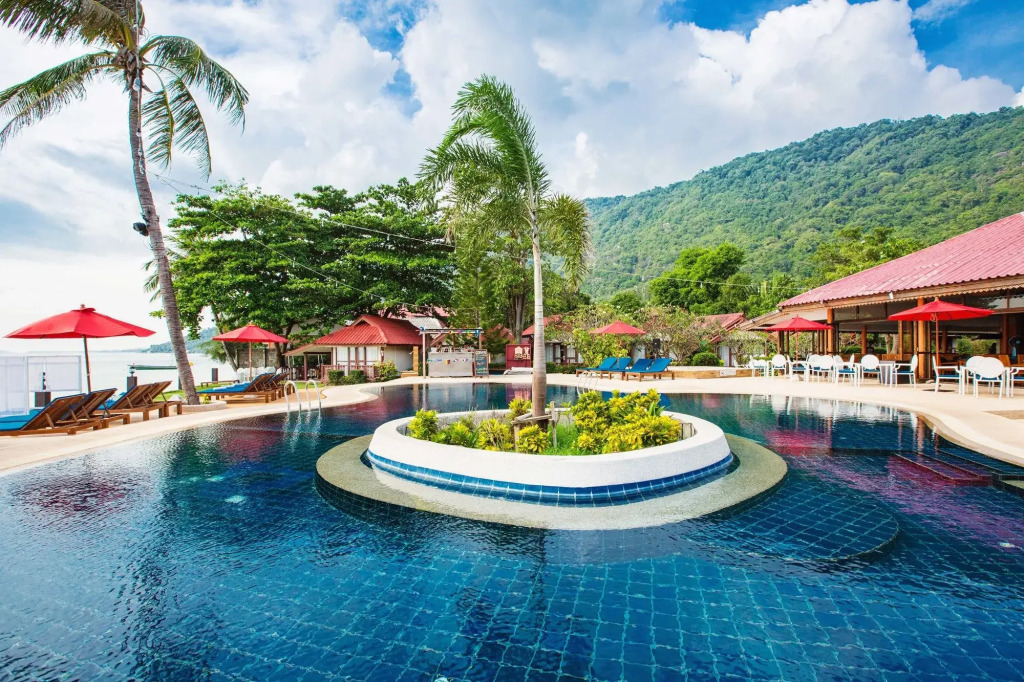 Buri Beach Resort