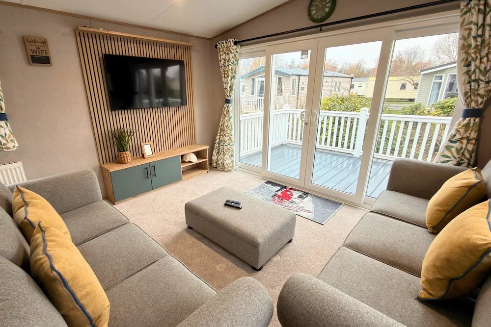 Vintage 121 - Southview Holiday Park Skegness