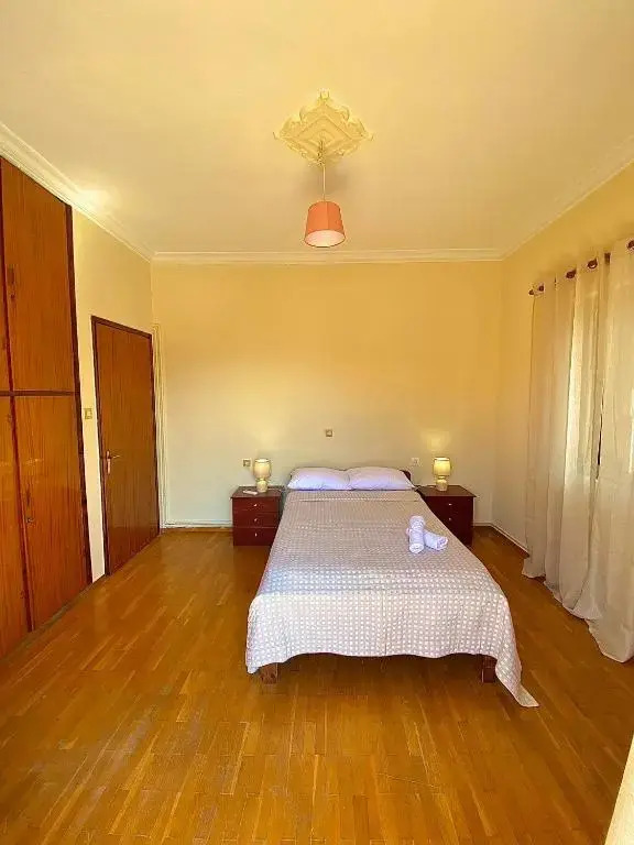 Dimitris apartment