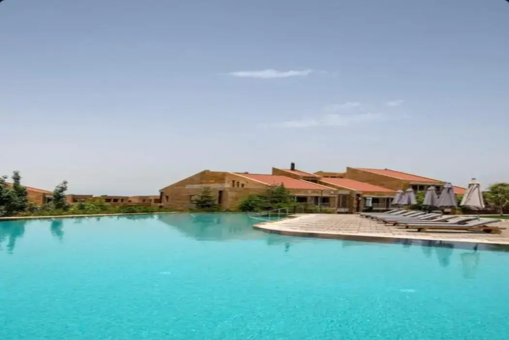 Oakridge Hotel & Spa