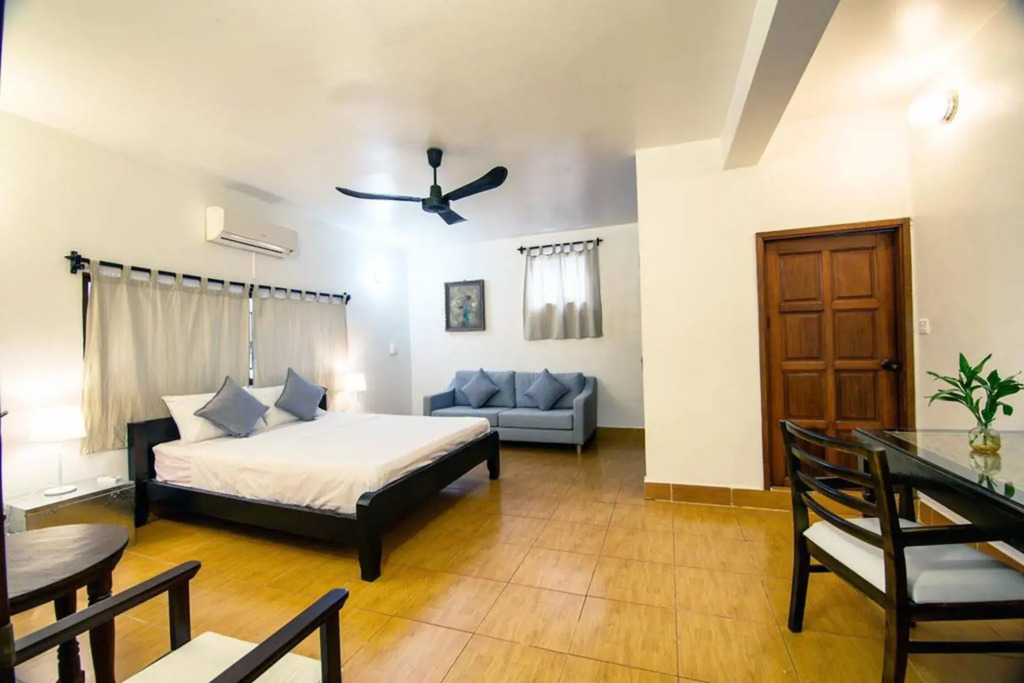 You Khin House