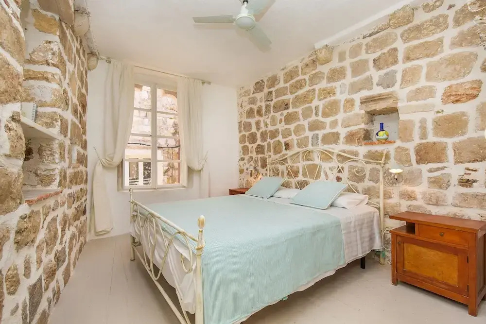 Peti Apartment
