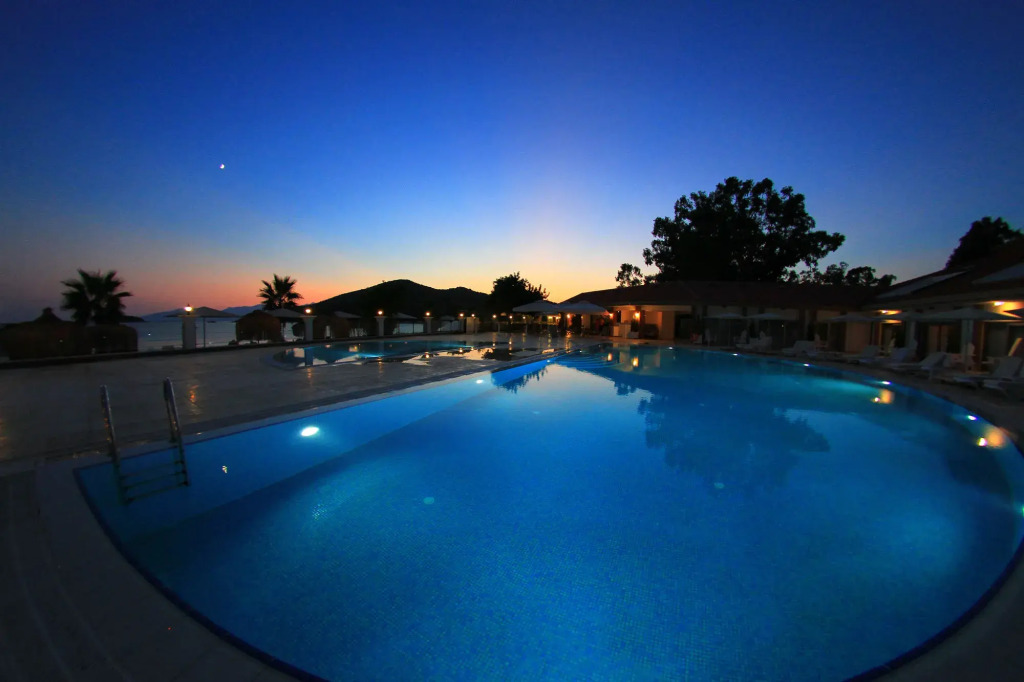 Palm Bay Beach Hotel