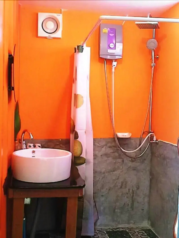 Think & Retro Cafe Lipa Noi Samui