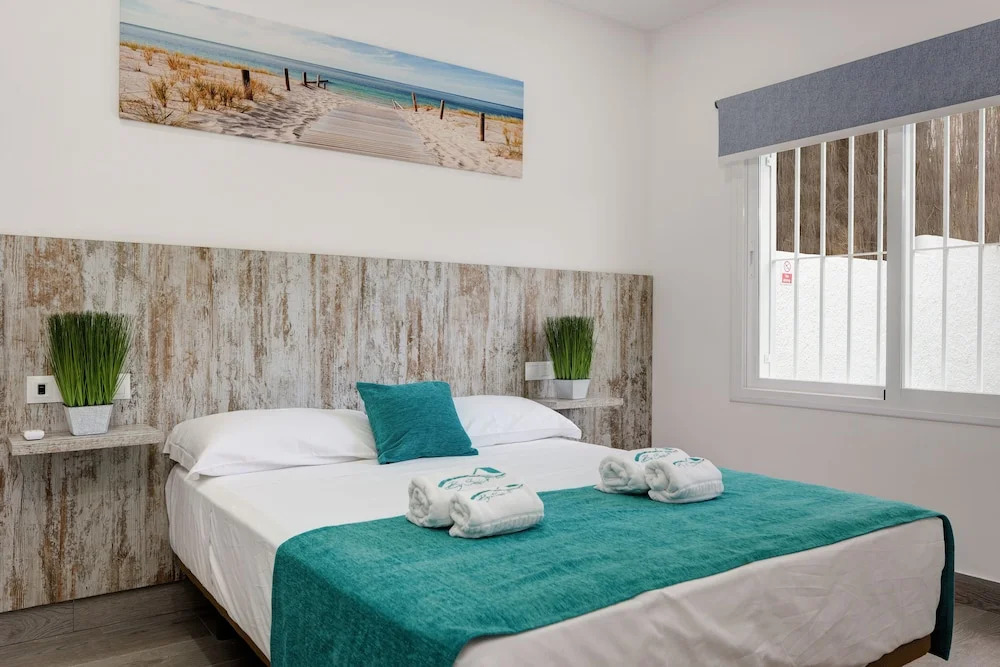 Villa Isabel By Seric, 15 walking to the beach