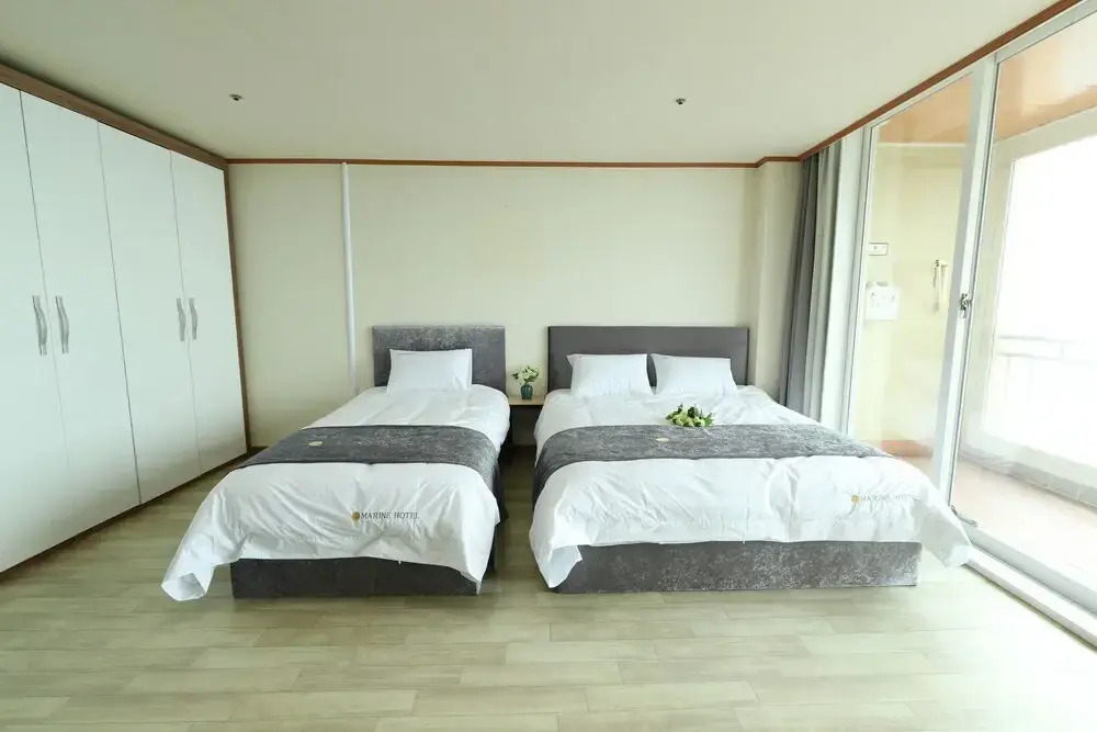 Hotel Marine