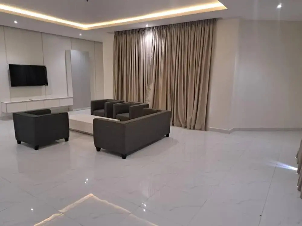 Luxury Apartment & Homes