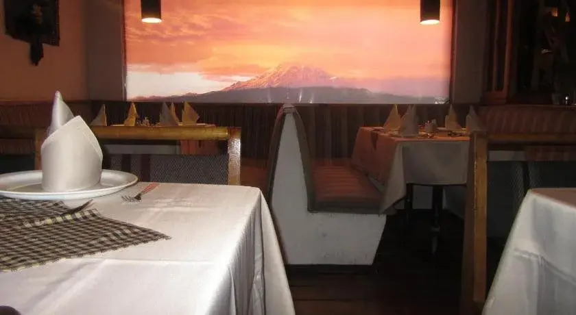 Hotel Zeus
