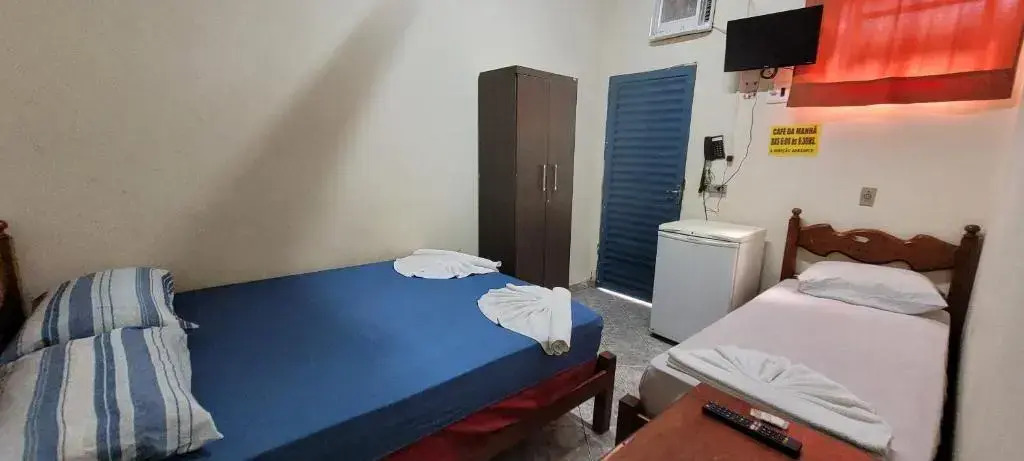 HOTEL TROPICAL
