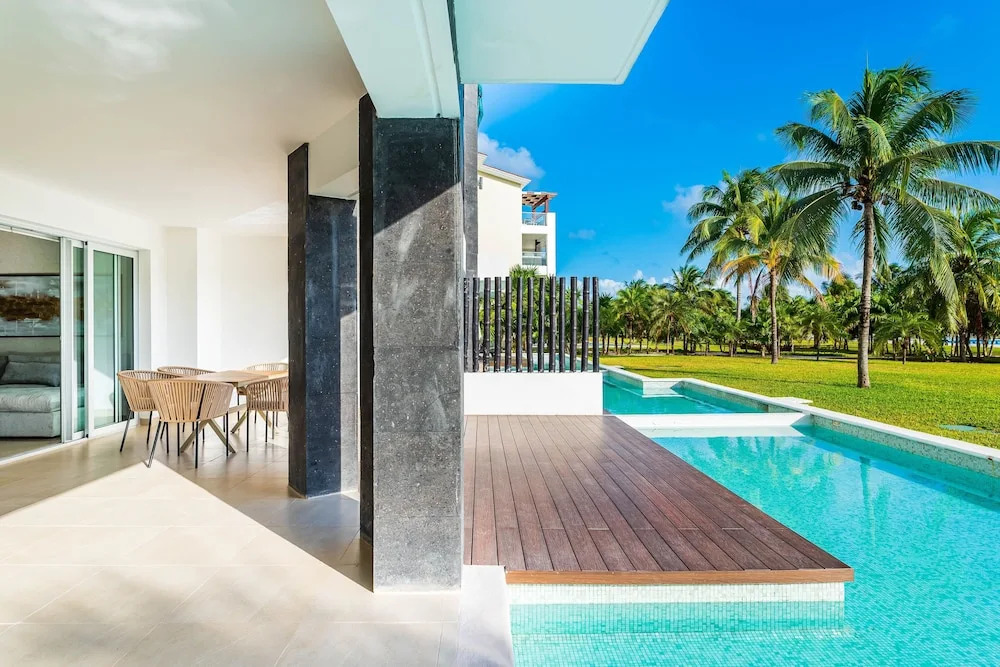 Casa Aruba 403n 2 Bedroom Apts by RedAwning