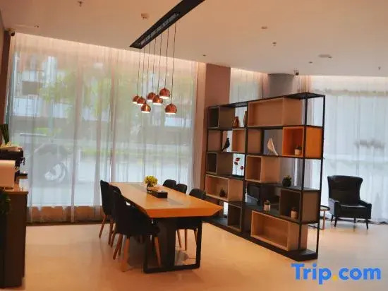 Homeinn Selected Hotel (Yunfu Yuncheng)