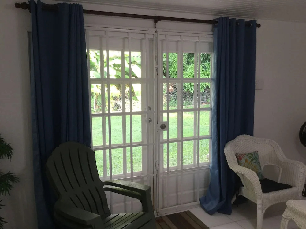 Lornas Cottage