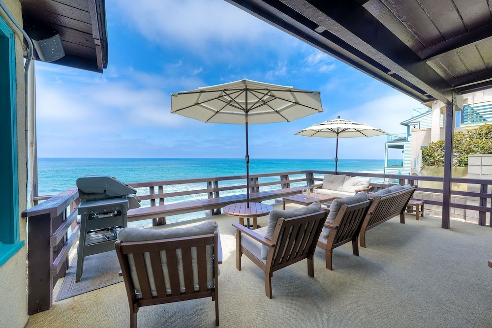 1745 S Pacific