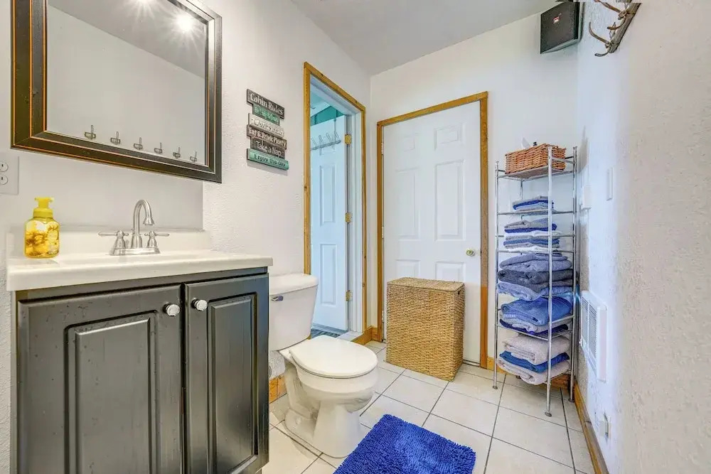 Riverfront Dixon, Illinois, Vacation Rental