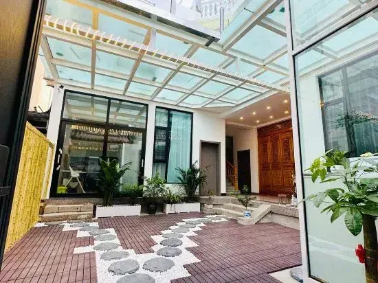 Dali Fenghaishe Inn (Erhai CaicunWharf Branch)