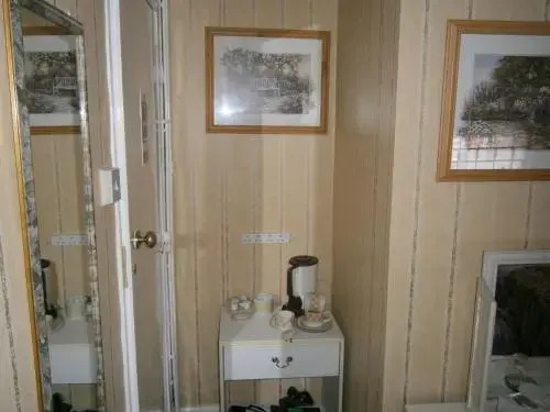 Guesthouse The Royale Hotel