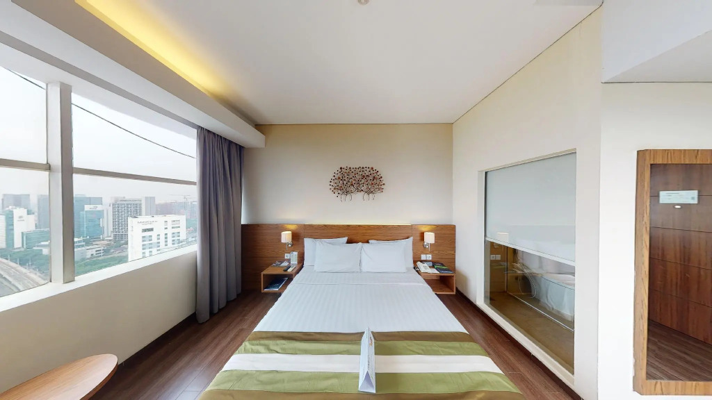 Grand Whiz Poins Simatupang Jakarta