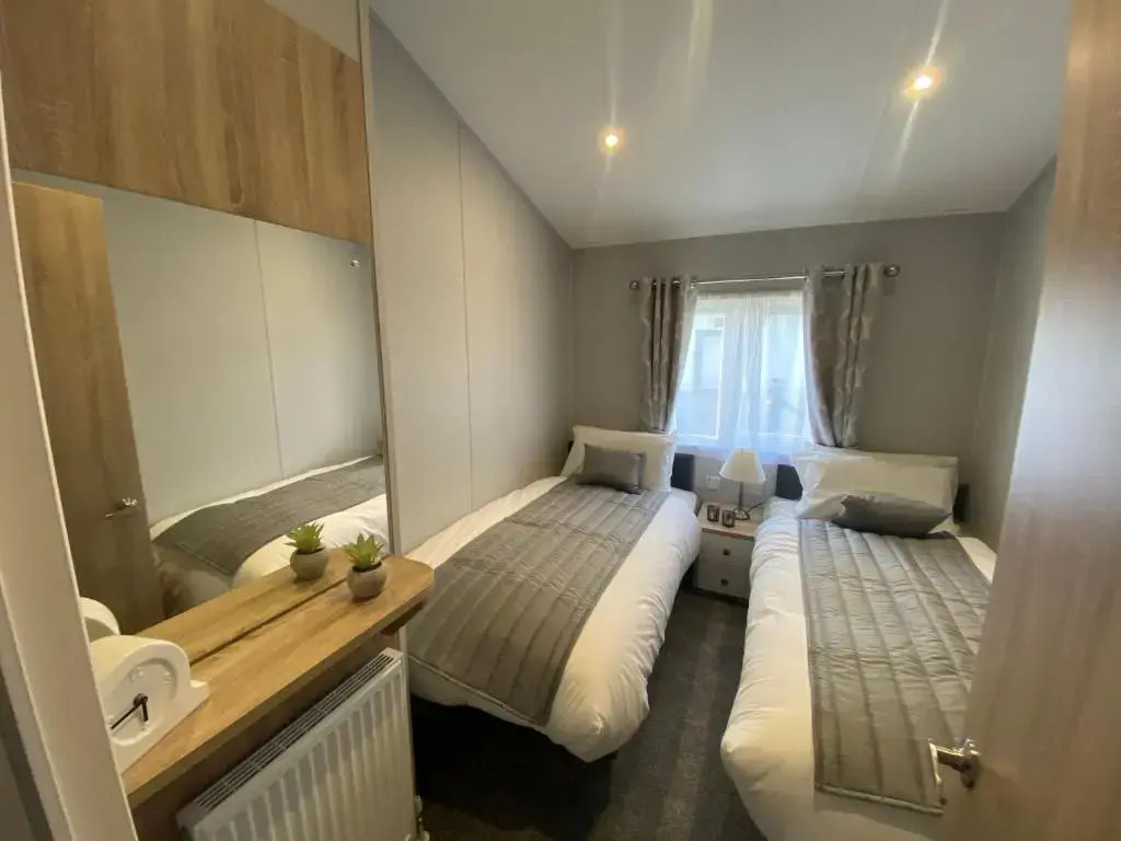 Brand new Sea view beach lodge Trecco bay 3 bedroom