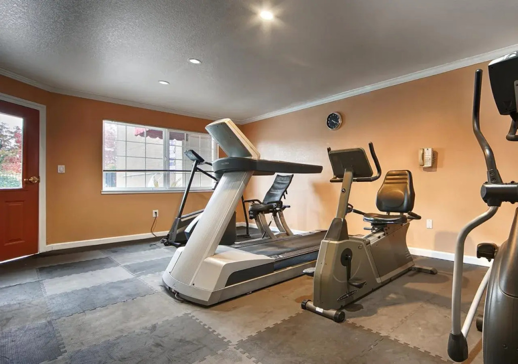 Best Western Plus Orchard Inn