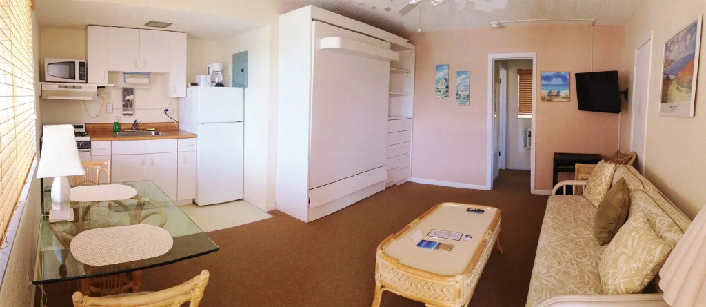 Coral Key Inn