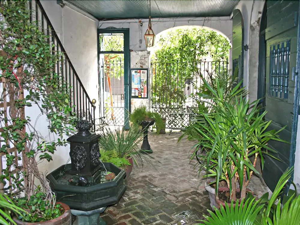 27 State Street