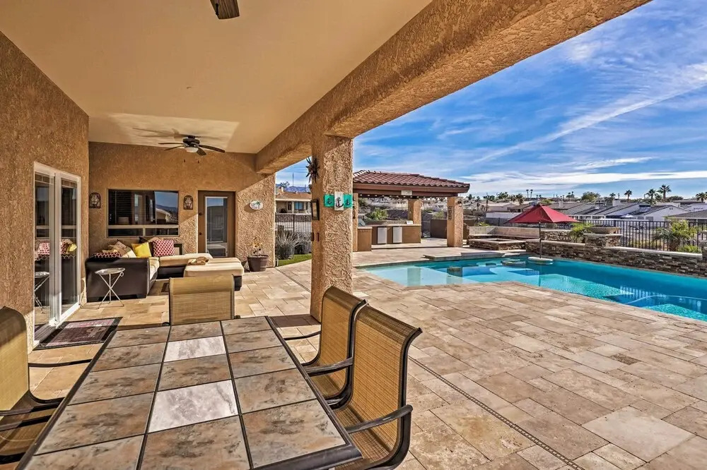 Luxe Retreat w/ Lake Havasu View & Pool!