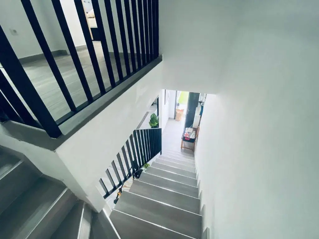 Mora House