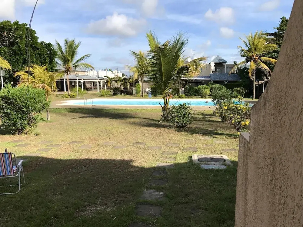 Studio in Grand Baie, With Pool Access, Furnished Terrace and Wifi - 1