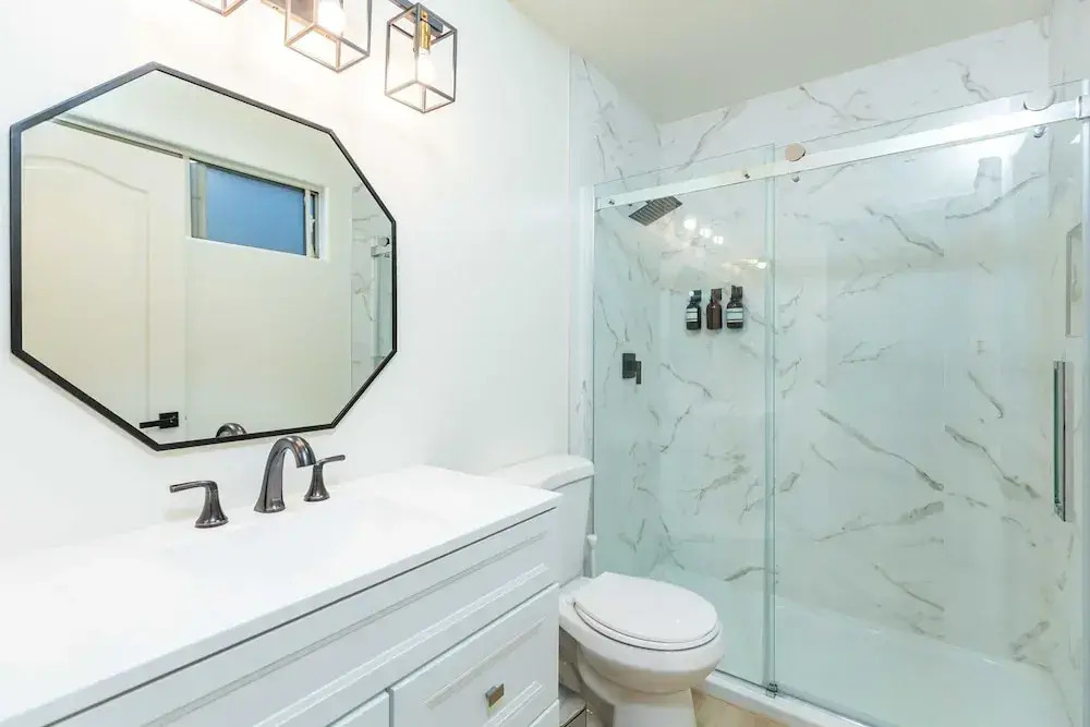 Elegant Pasadena Retreat Prime Comfort Awaits