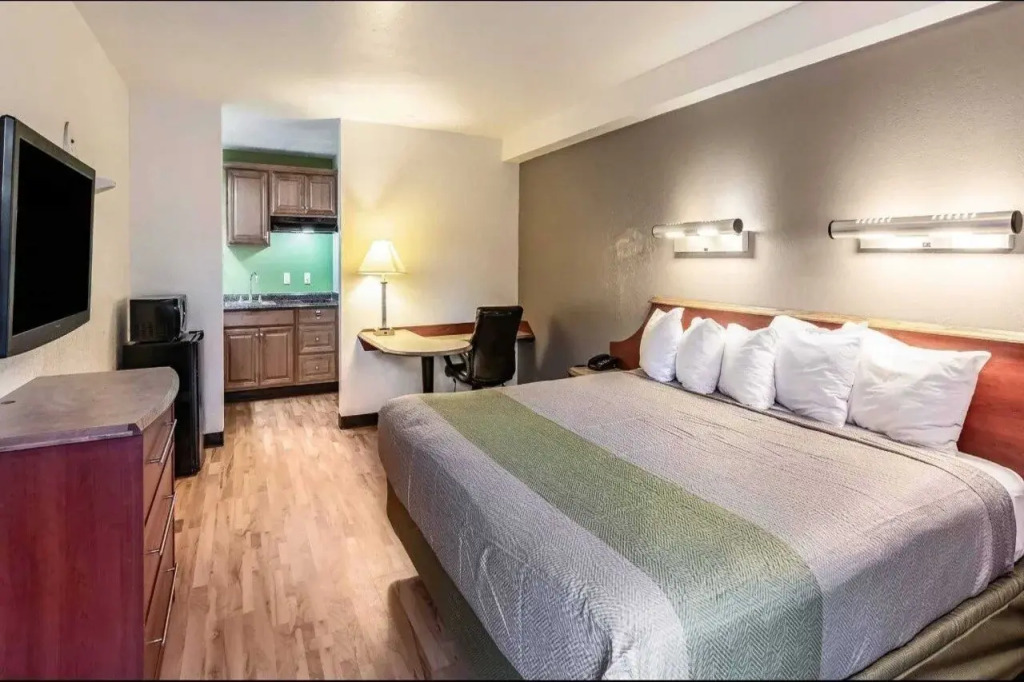 Comfort Inn North Anaheim