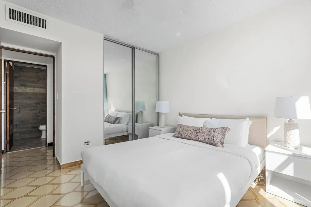 Marbella by Otium