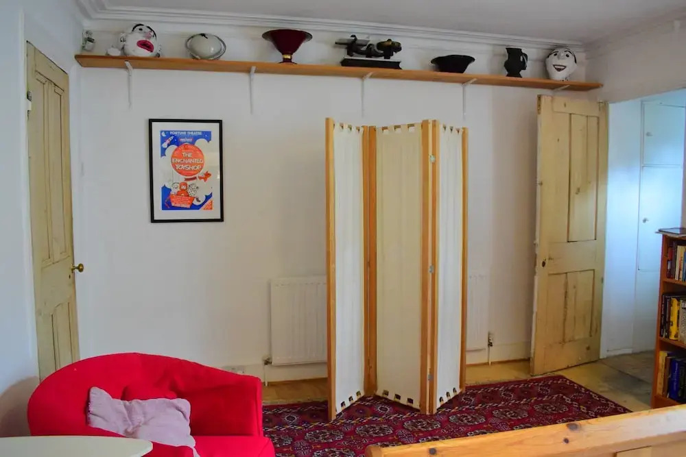 1 Bedroom Flat Next to Victoria Park Village