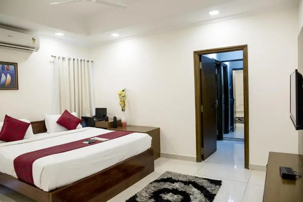 SKYLA Service Apartment Road No.10 Banjara Hills Near Indo-American Hospital