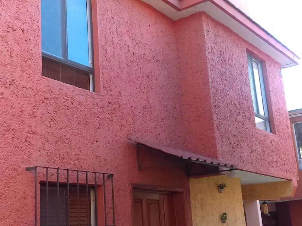 House Near the Center With Parking