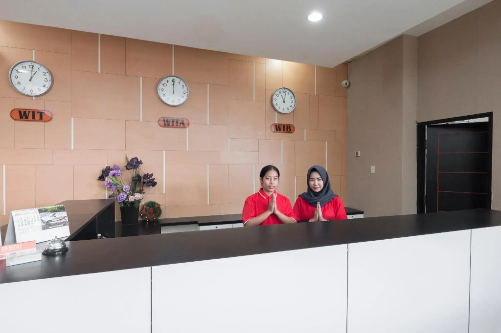 Urbanview Hotel Asyra Makassar