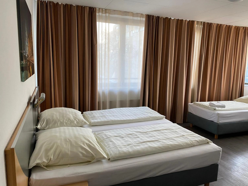 Отель Opera Hotel Köln