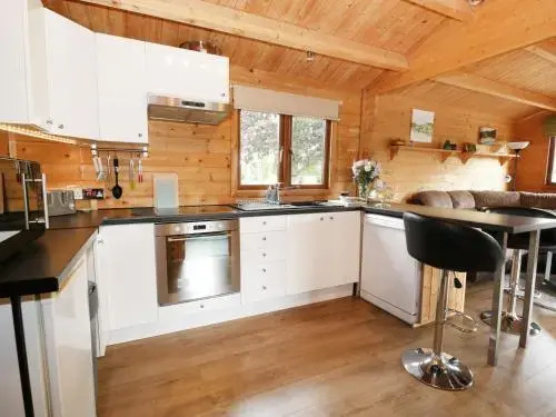 Mayfields Lodge