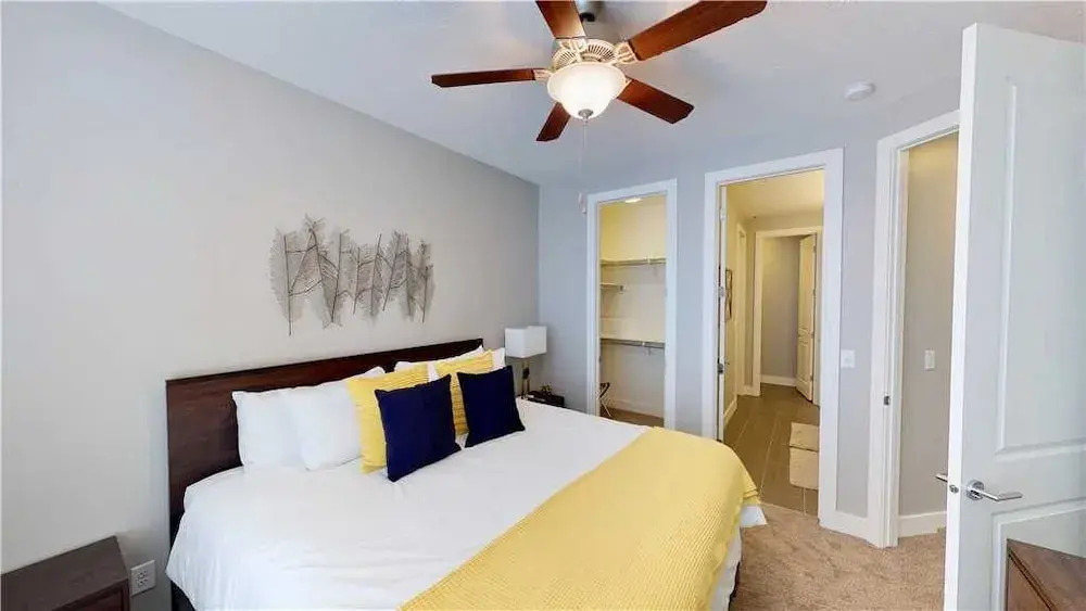 Entrada Condominium 628 4 Bedrooms 3 Bathrooms Condo