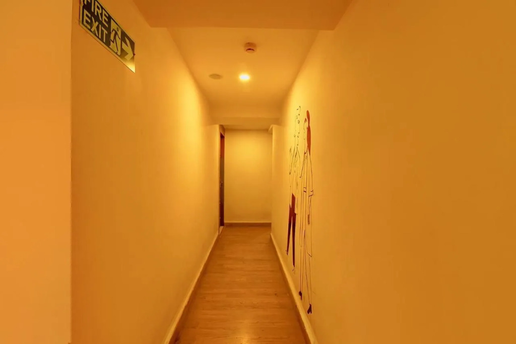 Townhouse Suncitel Near Kolkata Airport
