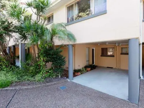 Frangipani 3 great townhouse with air con