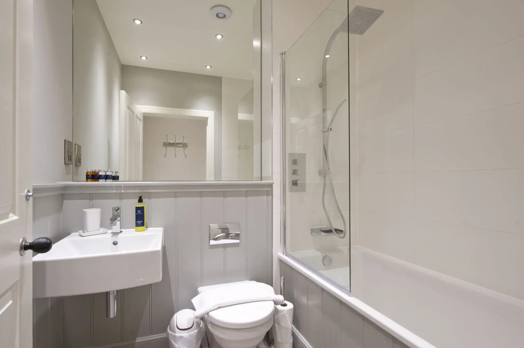 Destiny Scotland George IV Apartments