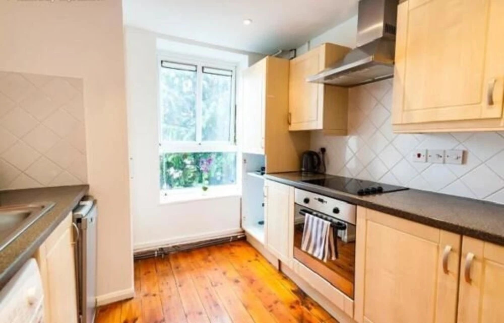 White City Apartment