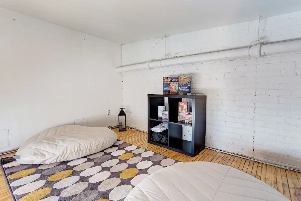 Bachelor Pad by Hometrotting