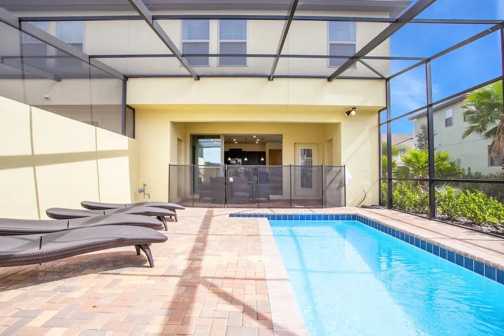 5 Bdrm 5 Bathrm Home at Solterra