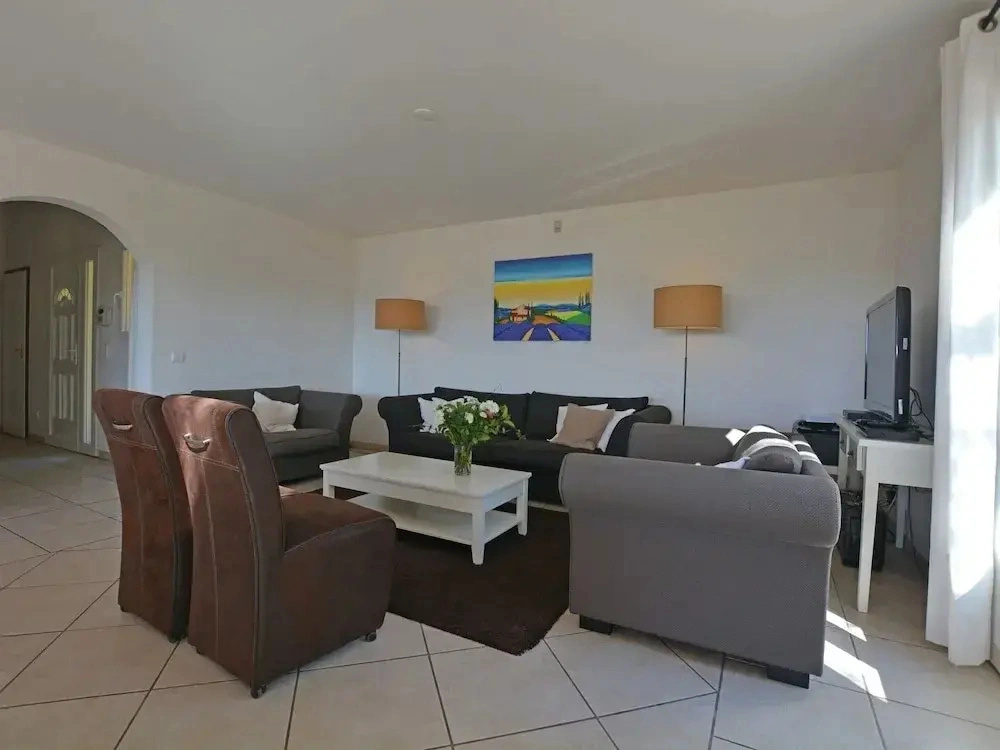 Beautiful Villa in Vidauban With Seasonal Pool