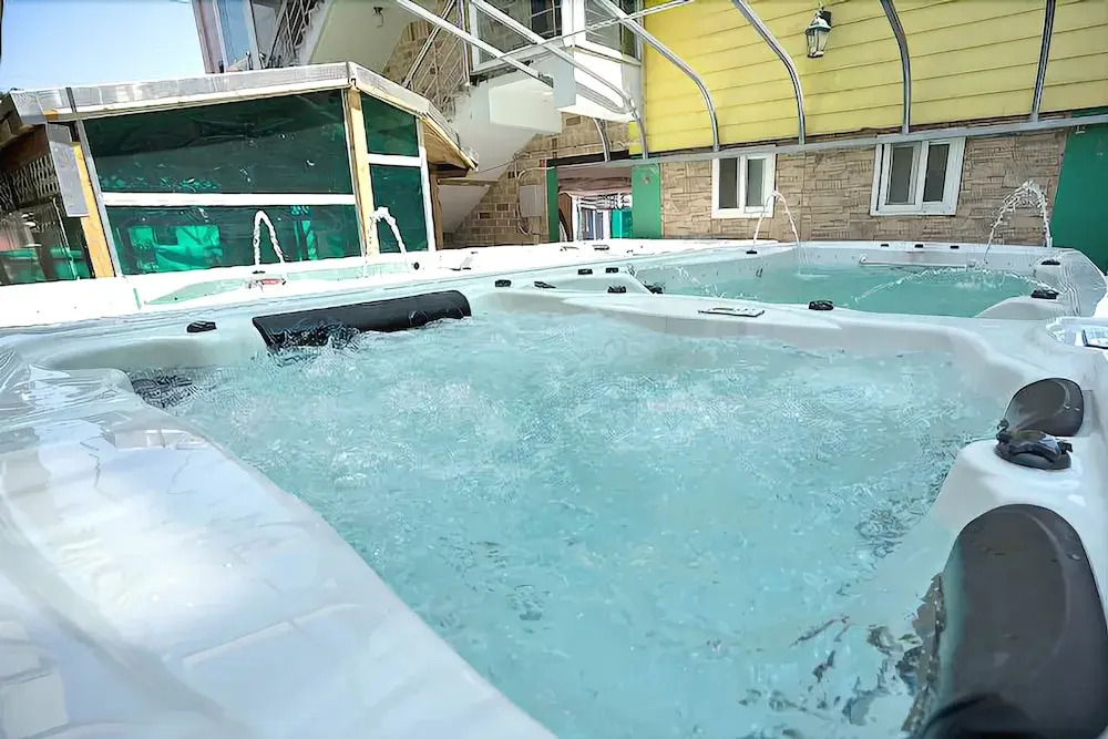 Geojedo Whirlpool Pension (pets friendly)