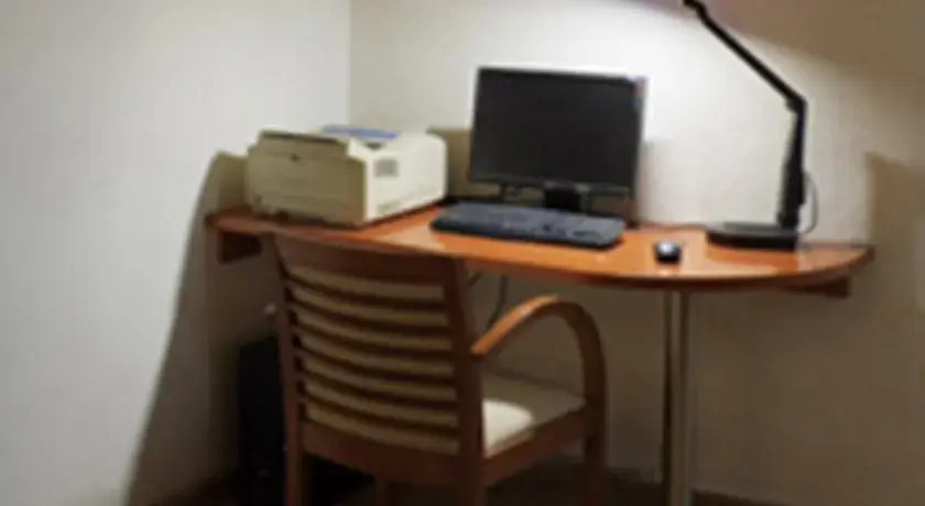 Elpida City Hotel