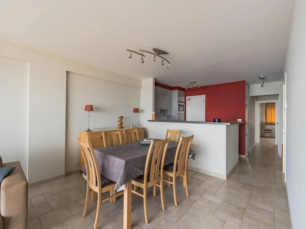 Nice apartment in Blankenberge with terrace